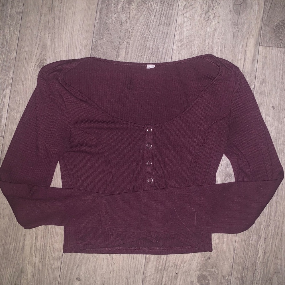 burgundy pacsun crop top